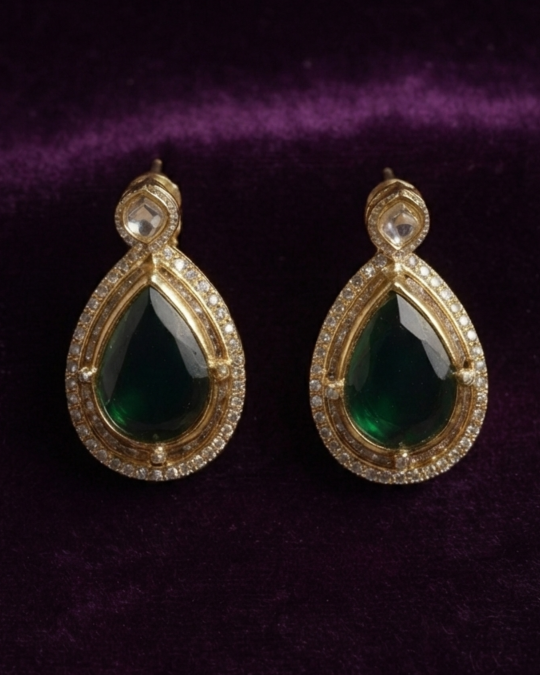 Royal Emerald Green Gold-Plated Bridal Necklace Set with Matching Earrings