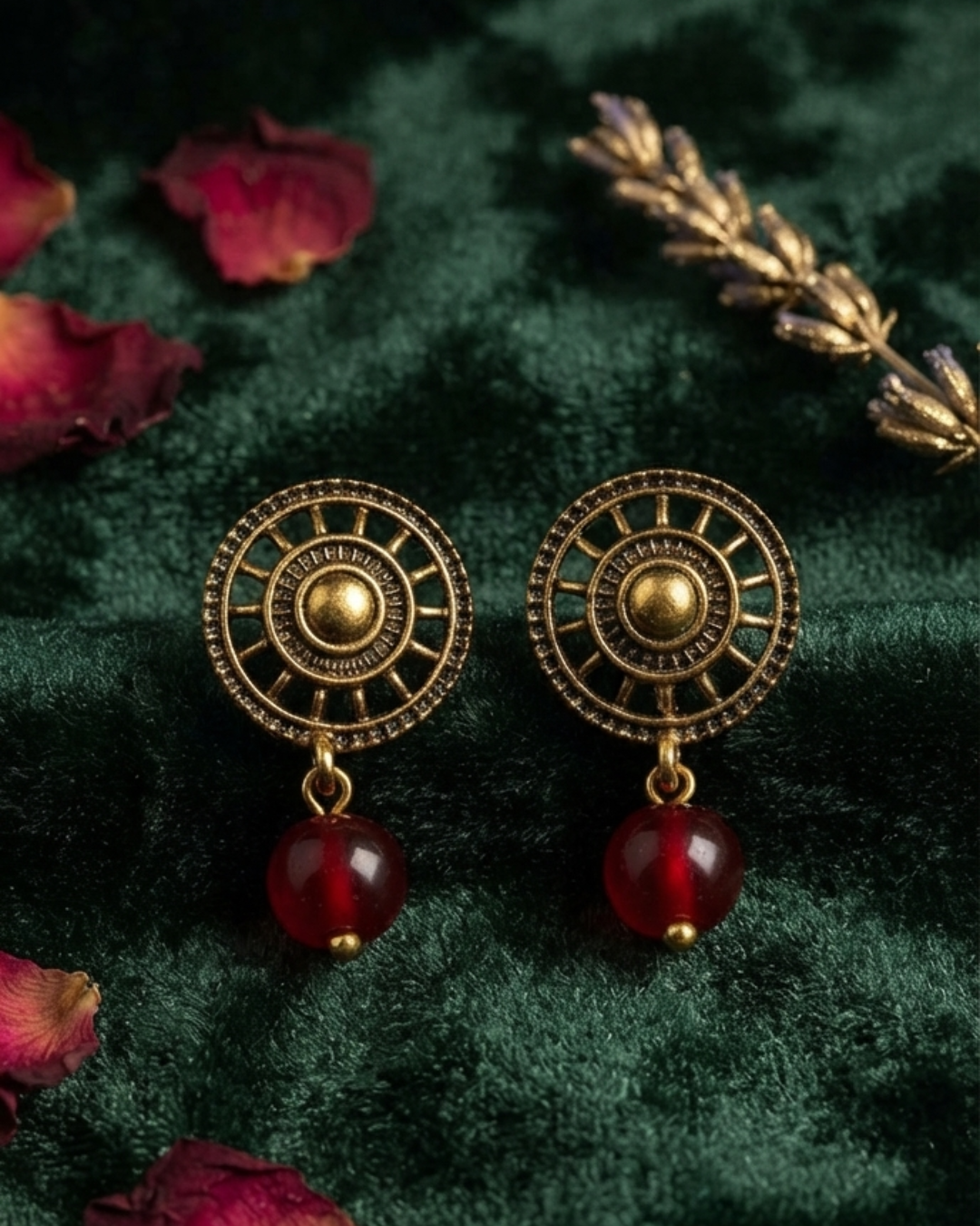 Antique Gold Pendant Necklace with Red Beads