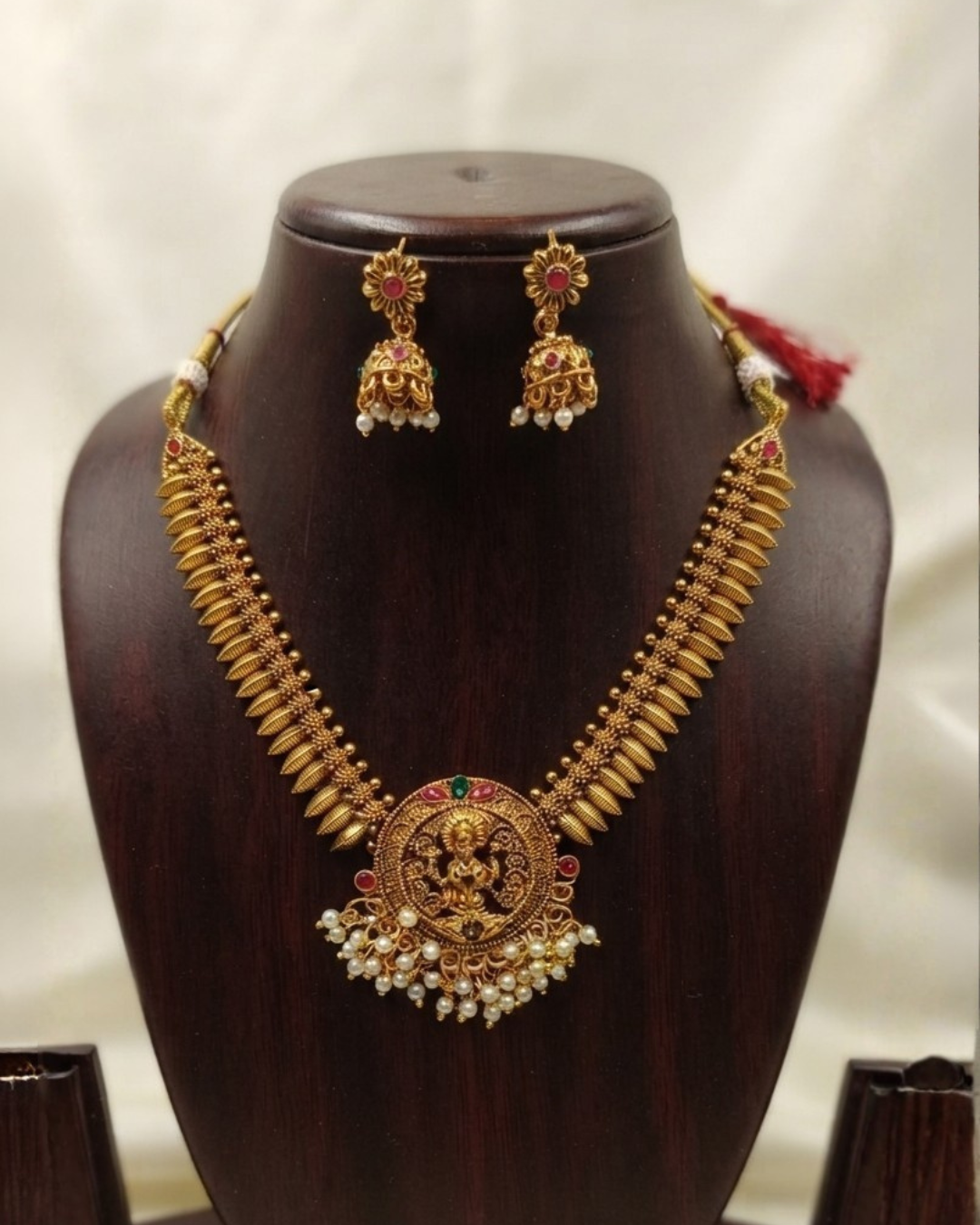 Blush Pink Antique Gold Temple Jewellery Necklace Set